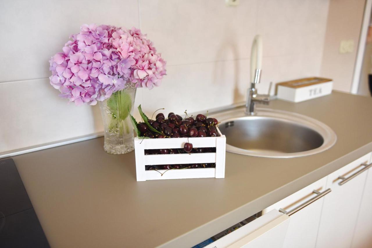 Si Apartments Ohrid With Free Parking מראה חיצוני תמונה