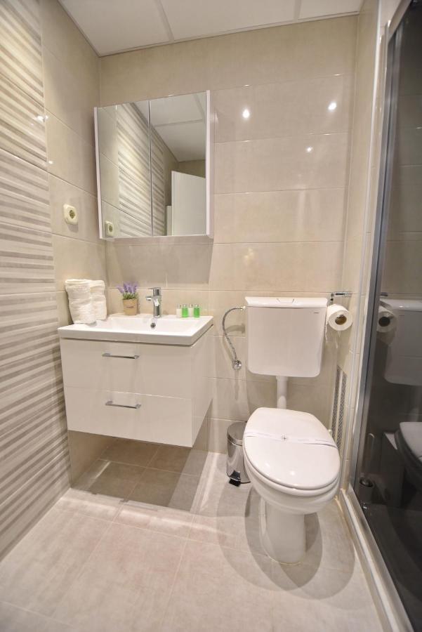 Si Apartments Ohrid With Free Parking מראה חיצוני תמונה